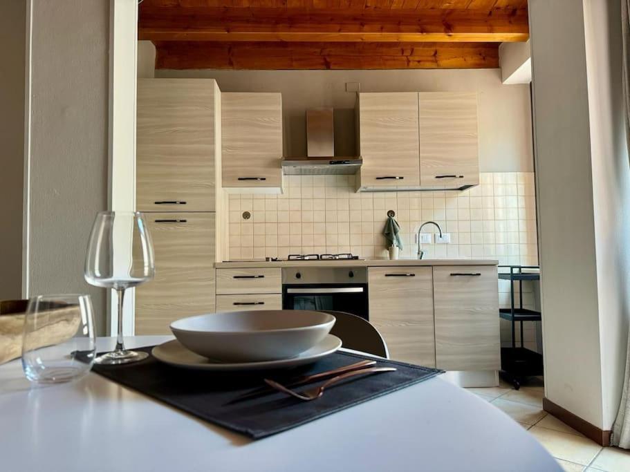 Appartamento Santa Maria Desenzano del Garda Buitenkant foto