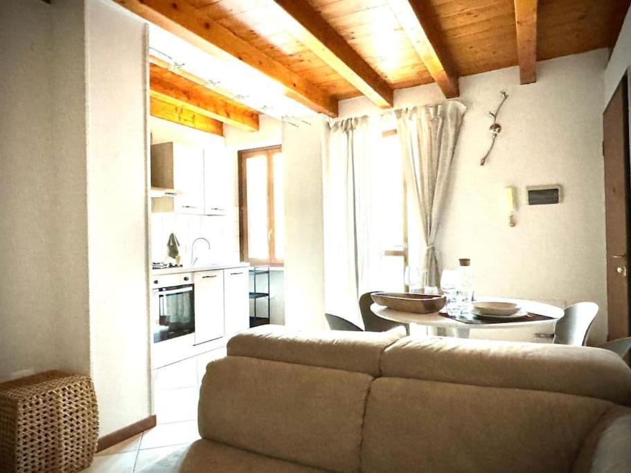Appartamento Santa Maria Desenzano del Garda Buitenkant foto