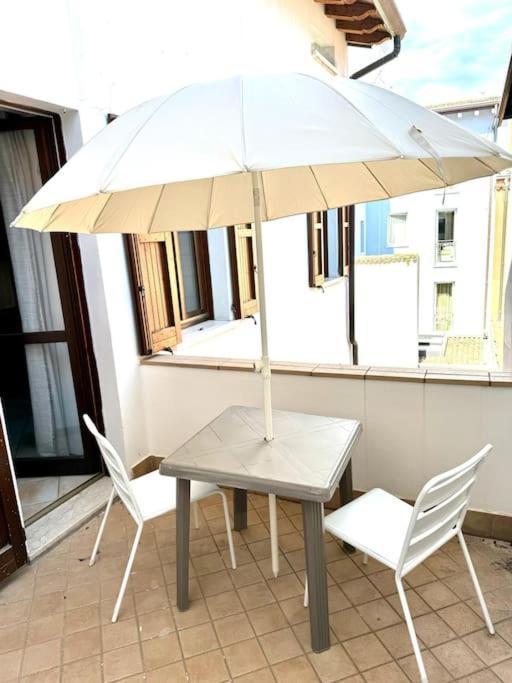 Appartamento Santa Maria Desenzano del Garda Buitenkant foto